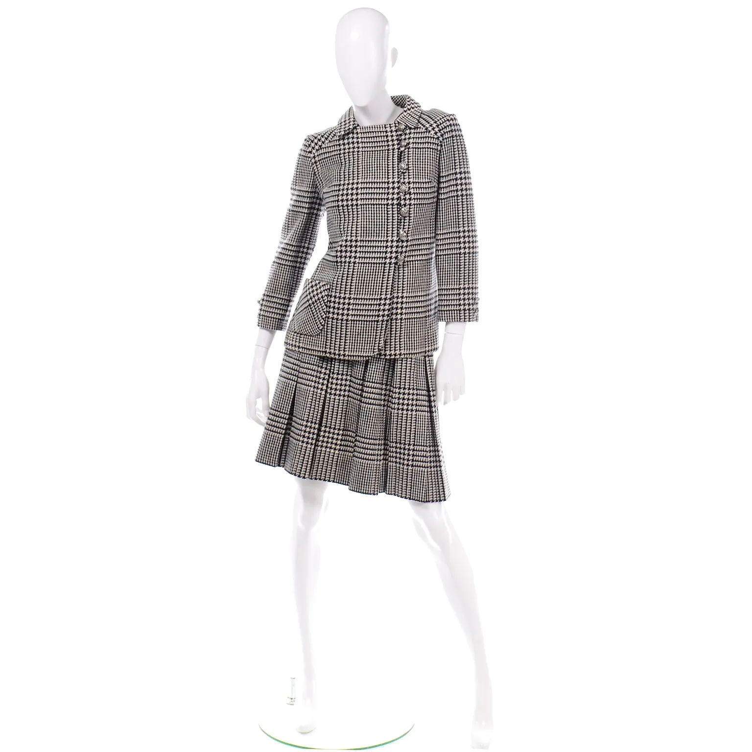 1960s Modelia Vintage Black White Houndstooth Wool 2 Pc Skirt Suit