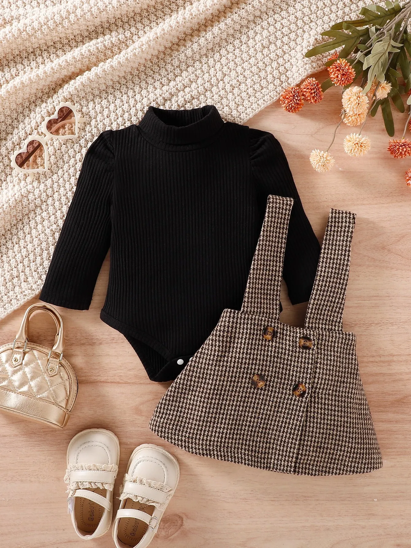 Baby Girl Puff Sleeve Bodysuit & Houndstooth Print Suspender Skirt