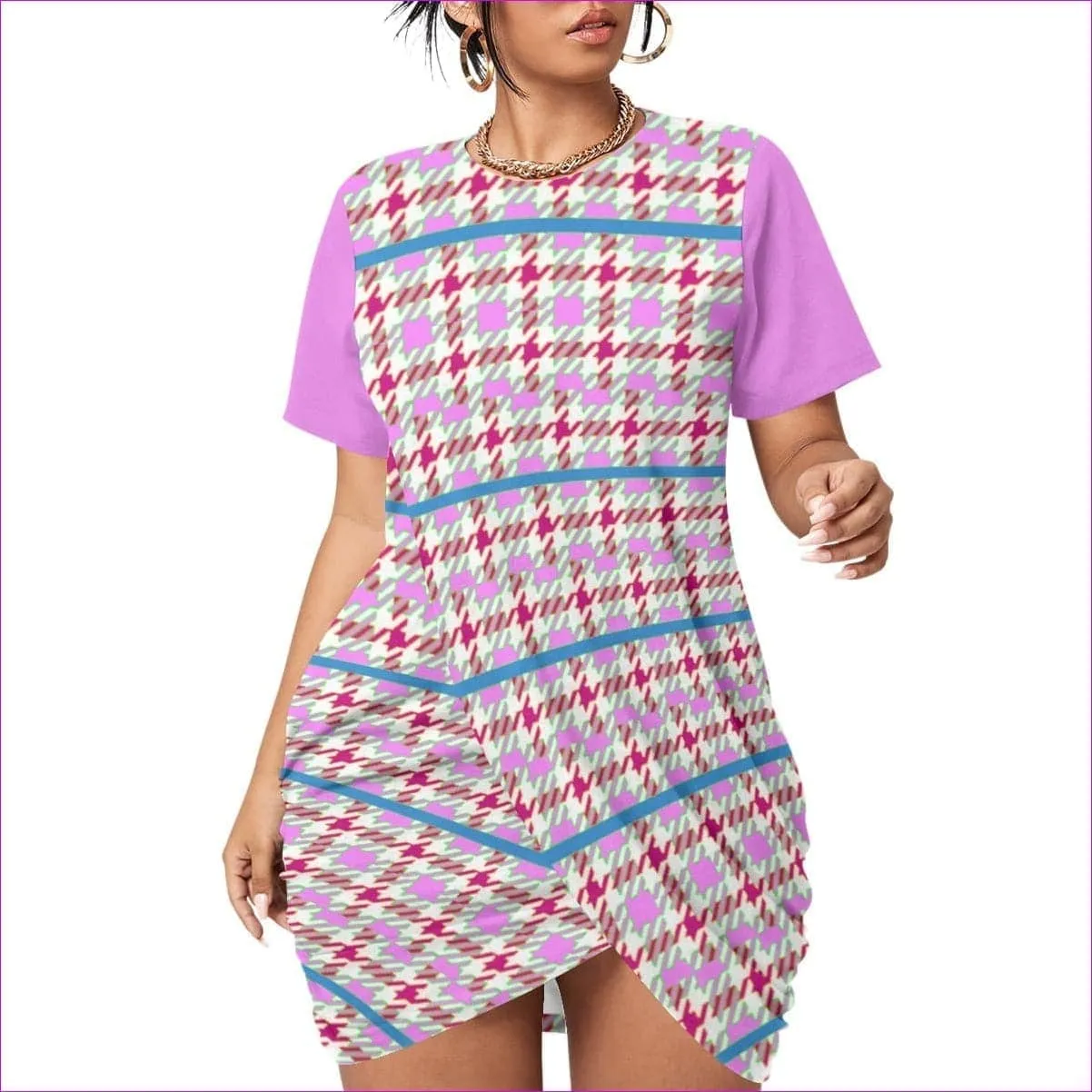 Pink Houndstooth Women’s Stacked Hem Dress With Short Sleeve Voluptuous ( ) Plus Size