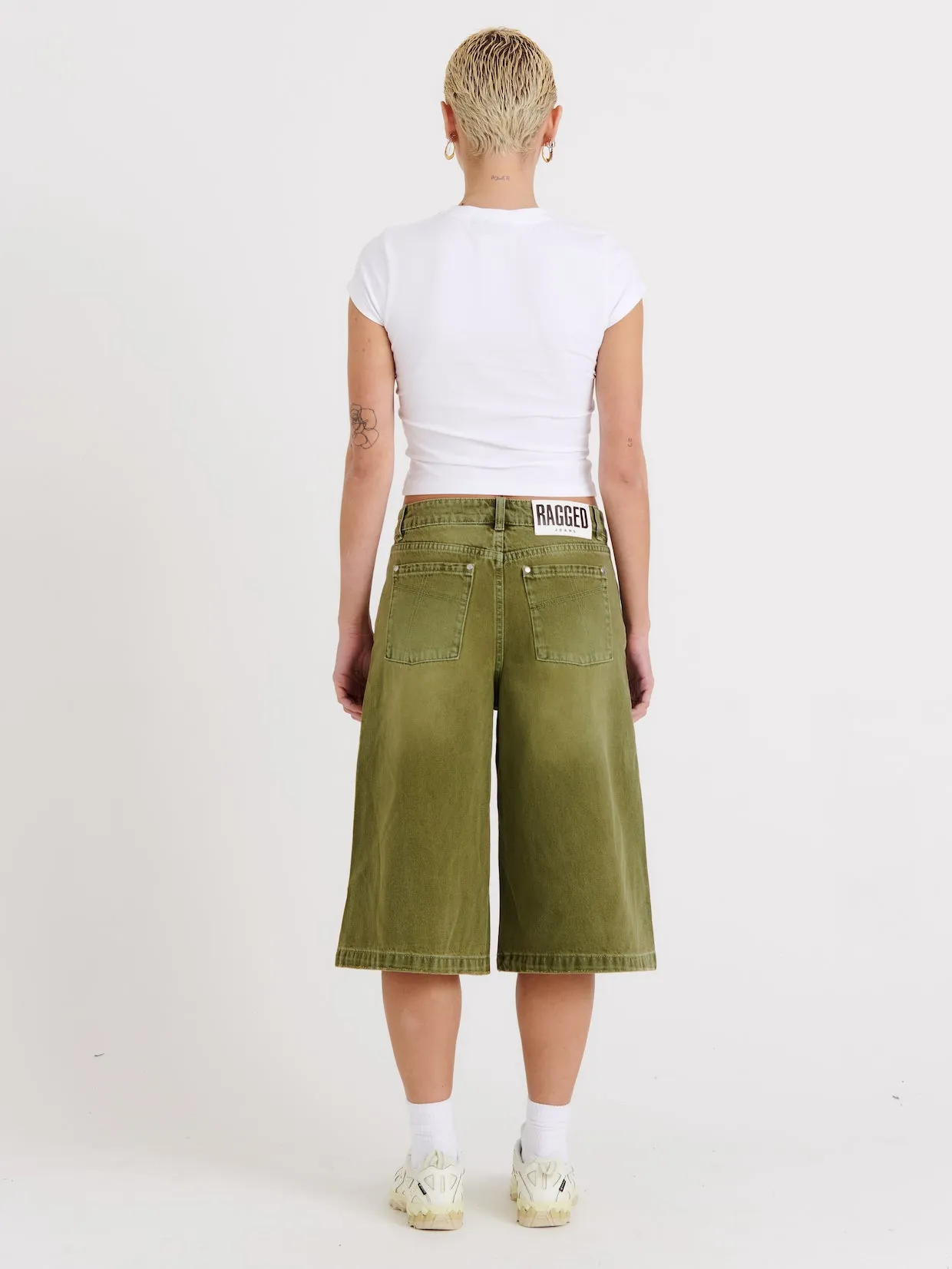 Release Short Khaki